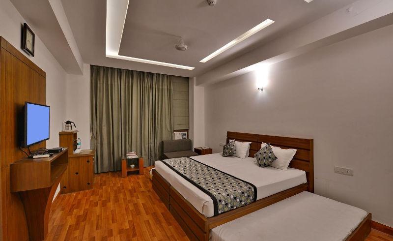 Modi Hotel & Resorts Pinjaur Экстерьер фото